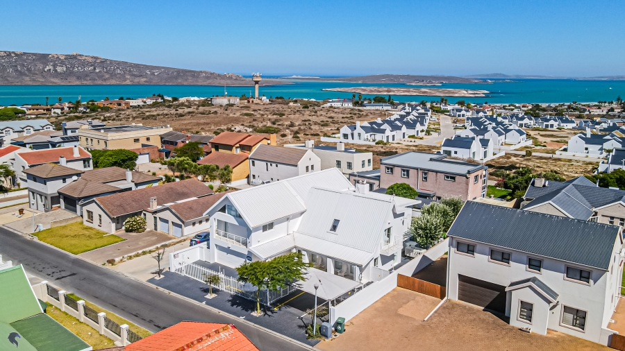 4 Bedroom Property for Sale in Myburgh Park Western Cape